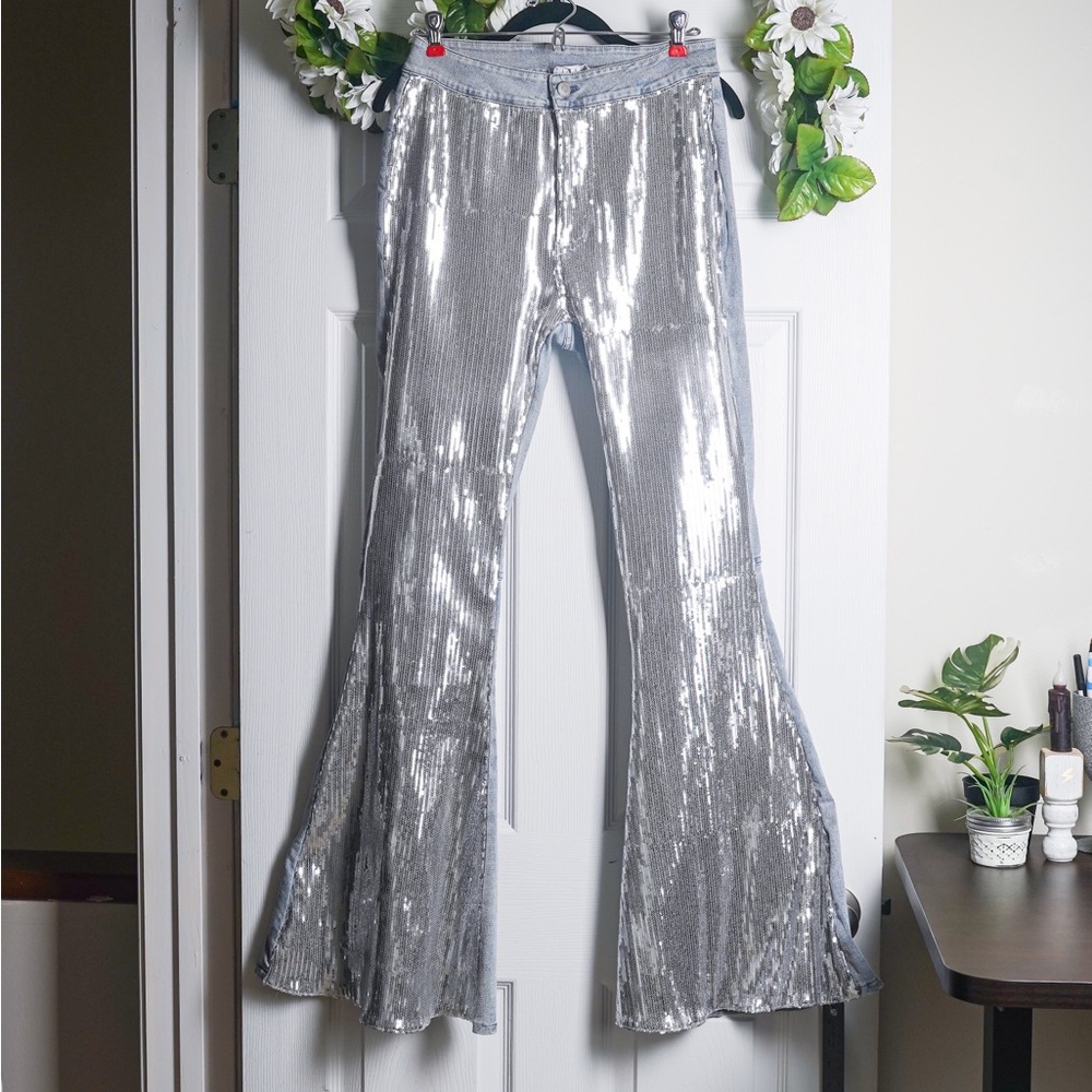 Silver Sequin Flared Jeans Peach Love California size S Glam Cowgirl Western